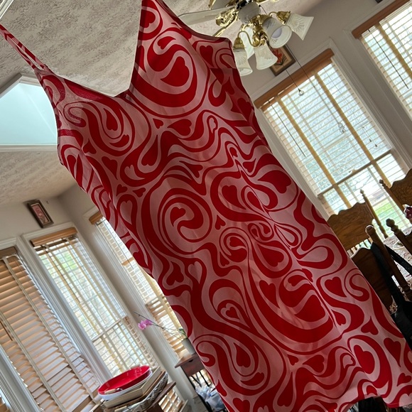 3 different Shades of RED - Picture 6 of 6